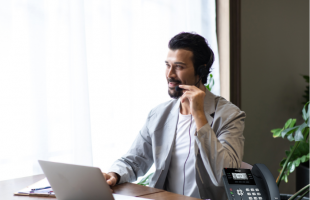 VOIP image - answering call